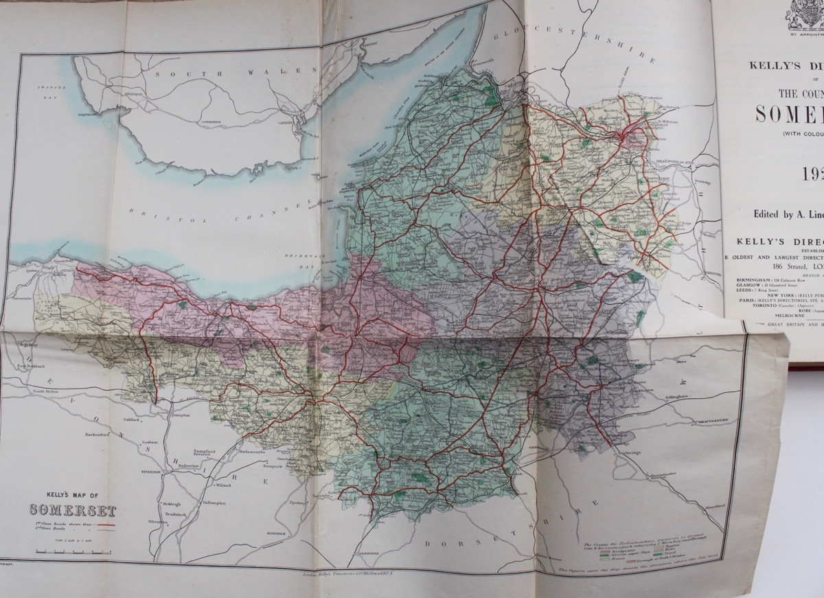 Kelly&rsquo;s Directory of the County of Somerset with coloured map. 1927.