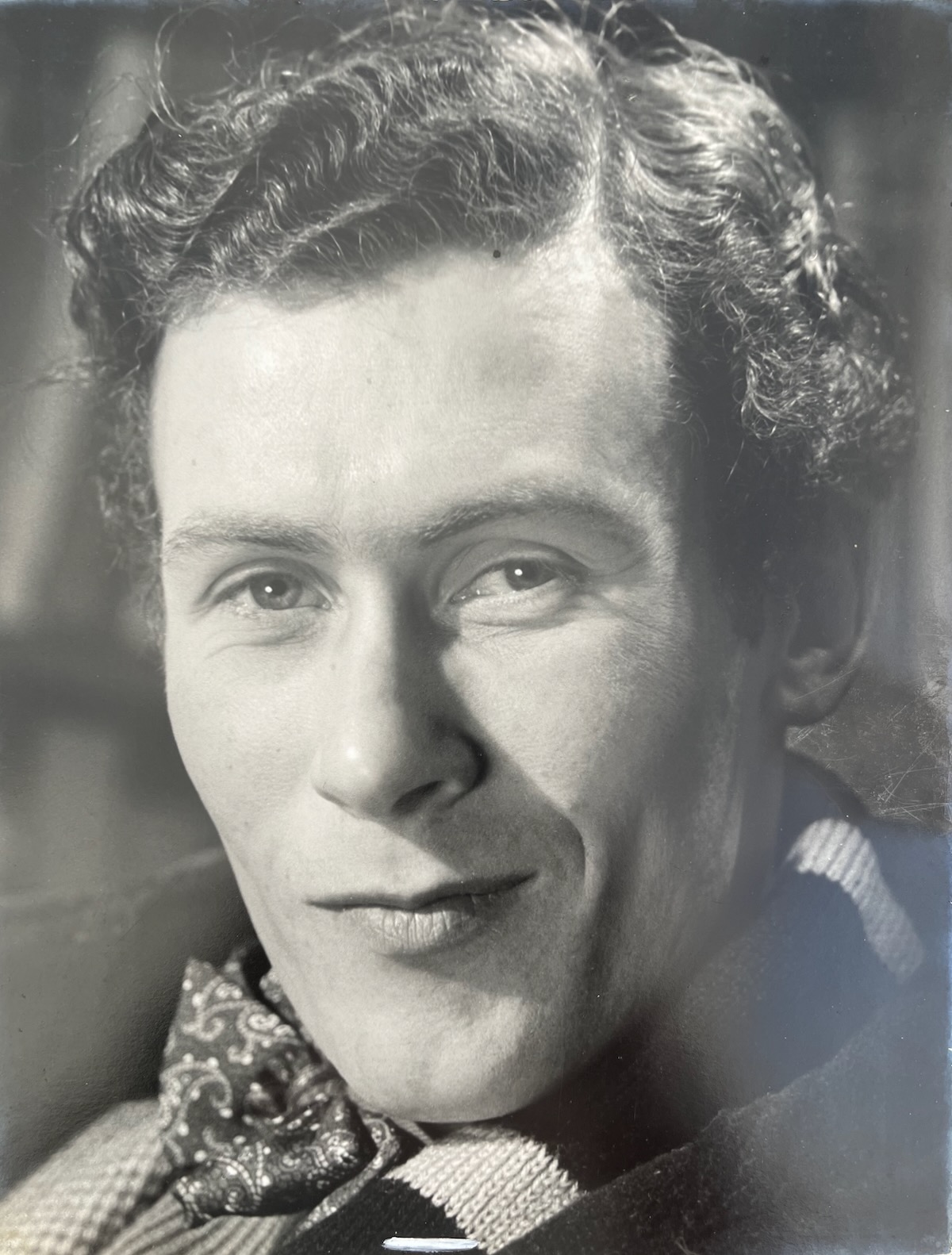 JOHN OSBORNE. English Playwright, Screenwriter and Actor. 1929 - 94. Photographed by DOUGLAS GLASS.