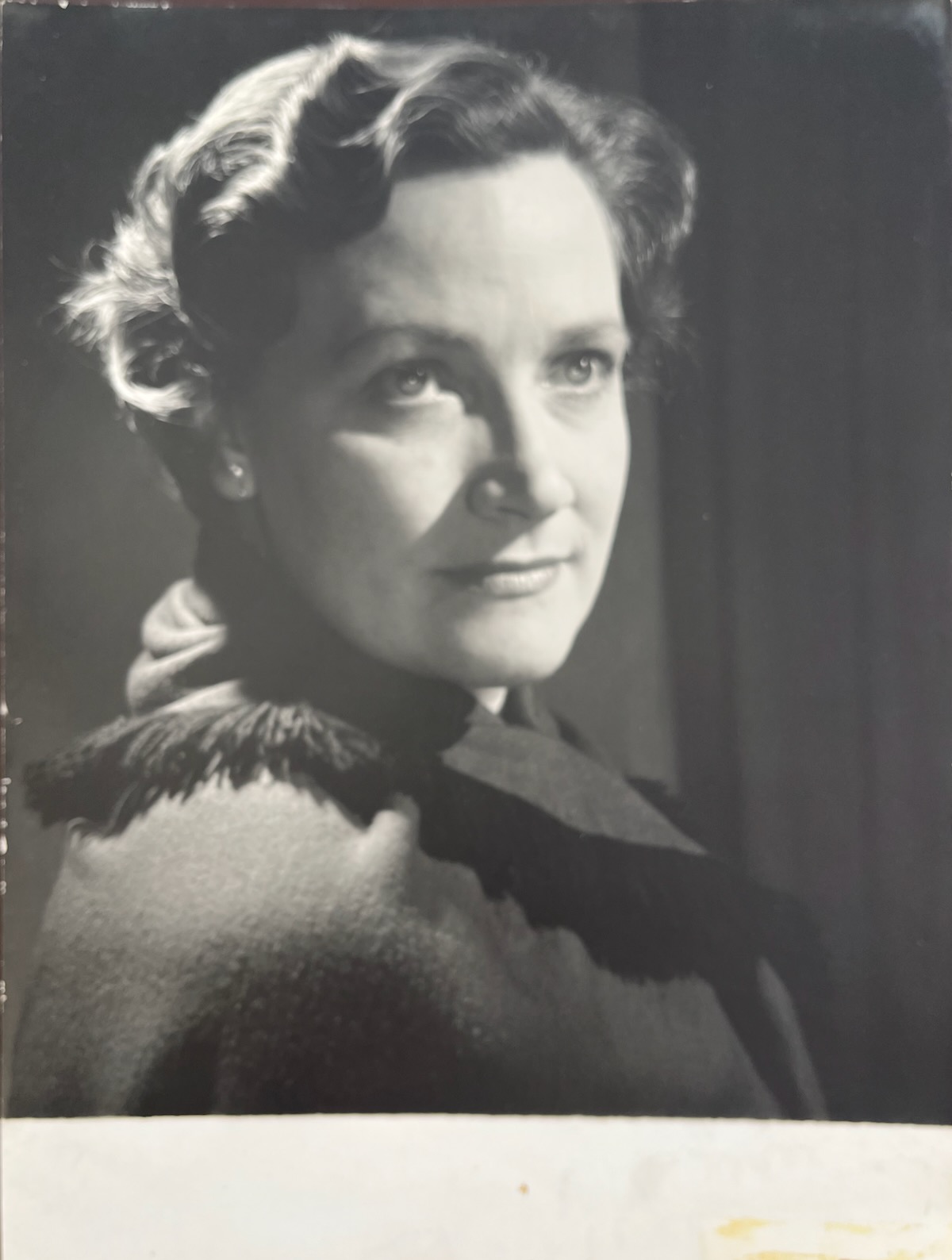 English Contralto Singer. 1912 - 53. Photographed by DOUGLAS GLASS.